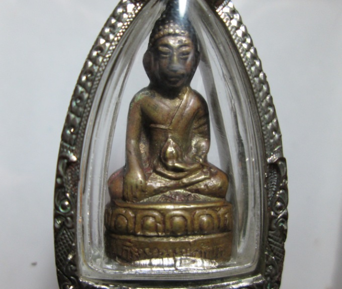 พระกริ่ง ลพ.พูลครับ