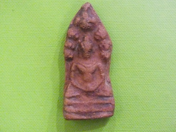 สอบถามพระเนื้อดินครับ