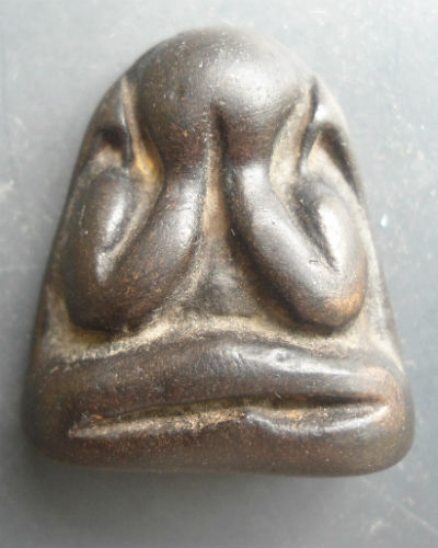 พระปิดตาผงคลุกรักสำนักไหนครับ