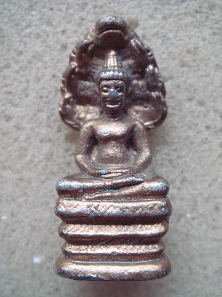 รูปหล่อ นาคปรก ของที่ไหนหรอครับ รบกวนครับพี่พี่