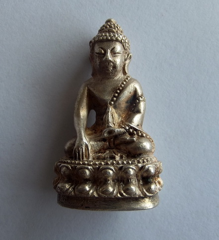 พระกริ่ง ฐานสโม หลวงปู่ชอบ เนื้อเงิน 