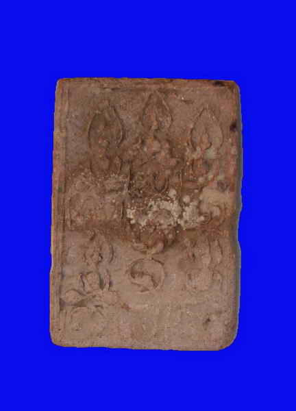 พระเจ้าห้าพระองค์ เนื้อดิน หลังยันต์