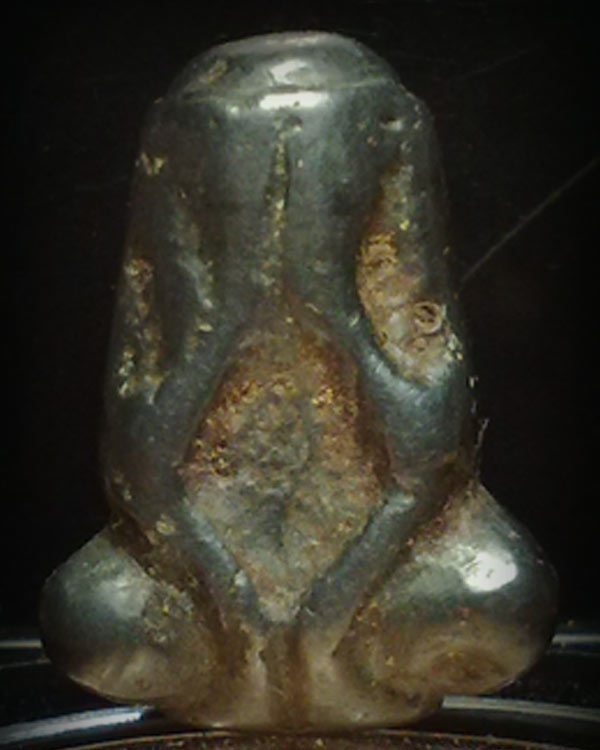 ปิดตาหลวงพ่อนาค วัดห้วยจระเข้ ดูดีไหมครับ