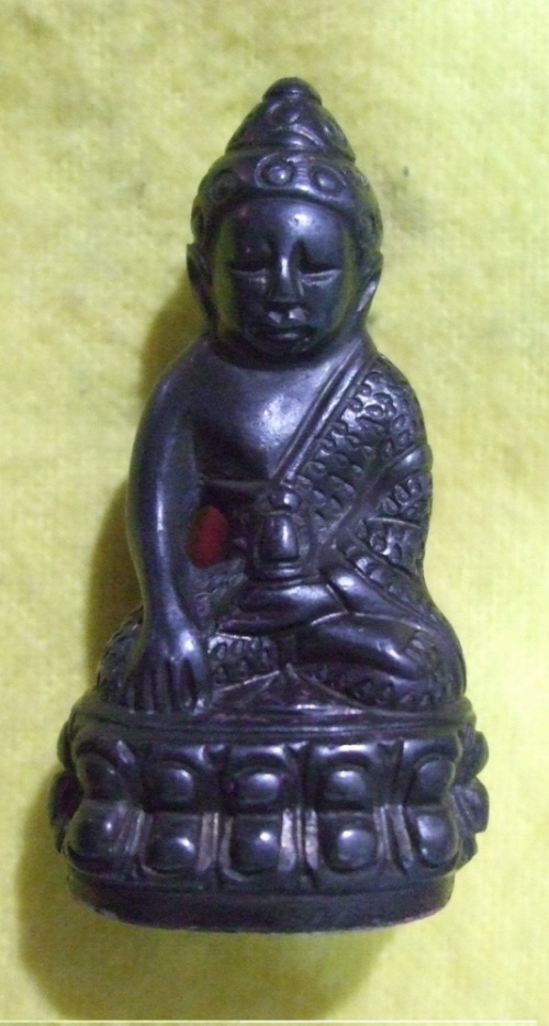 สอบถามข้อมูลครับ พระกริ่งปวเรศ พิมพ์แต่ง