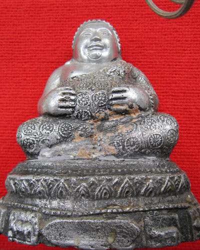 รบกวนท่านผู้รู้ช่วยพิจารณาพระบูชาสังกัจจายน์ องค์นี้ด้วยคับว่าผ่านมั้ย 