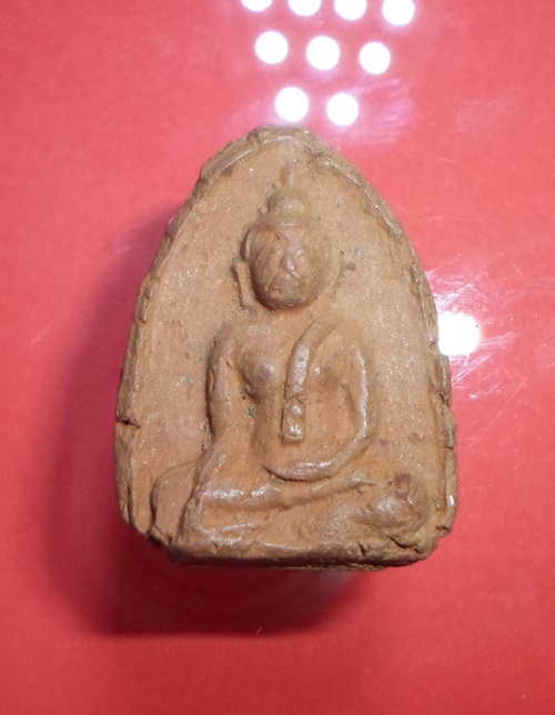 สอบถามพระเนื้อดินครับ