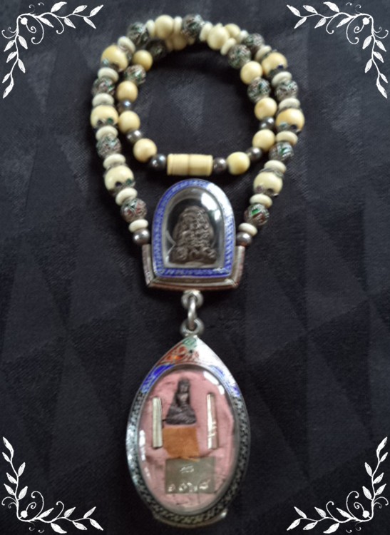 เสนอขายสร้อยงาช้างแท้พร้อมพระ