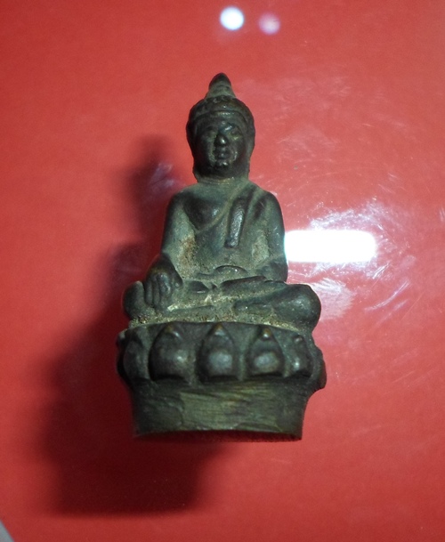 สอบถามพระชัยวัตน์ครับ