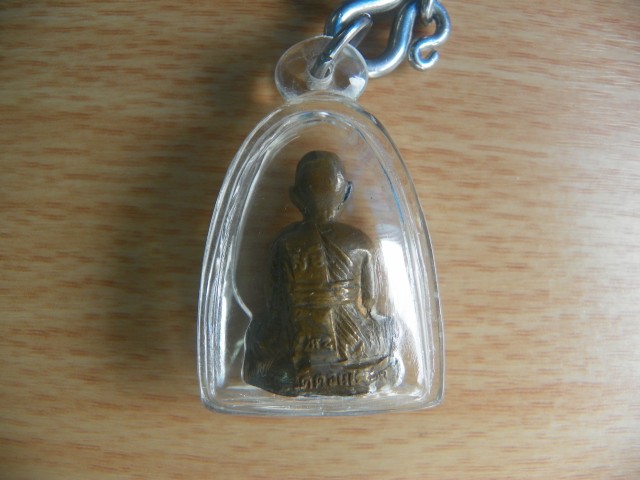 รูปหล่อหลวงพ่อมุ่ย