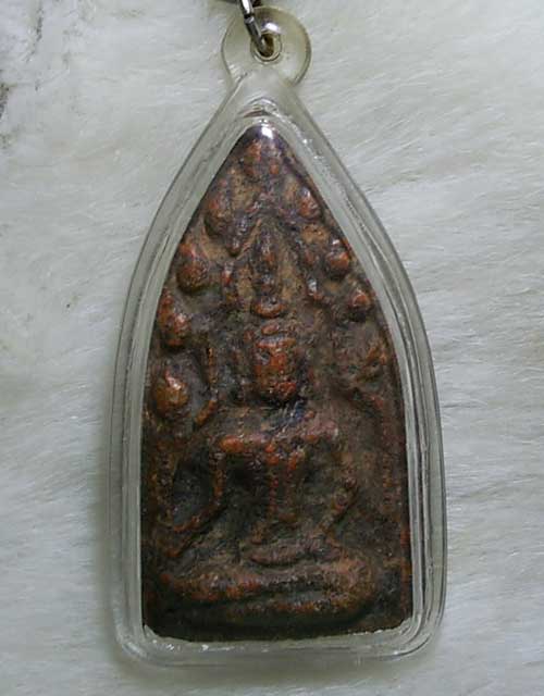 ขอคำชี้แนะจากท่านผู้รู้ช่วยดูพระให้สัก 3 องค์ทีคับว่าแท้เก๊ประการใด