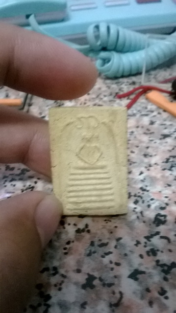 รบกวนดูพระสมเด็จทีครับ