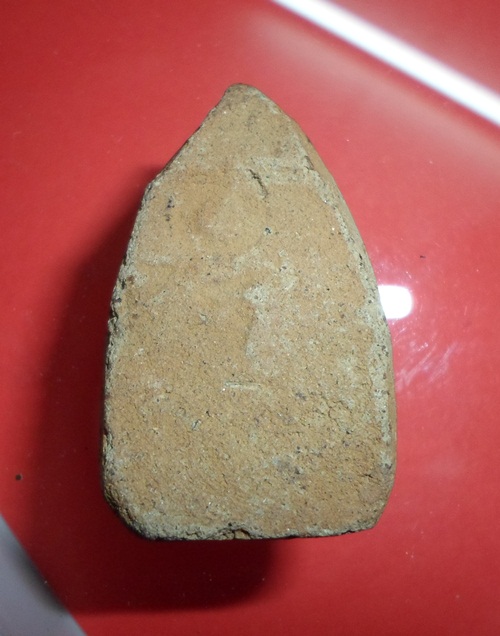 สอบถามพระเนื้อดินครับ