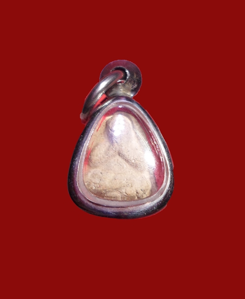 สอบถามพระปิดตาหลังข้าวสารครับ