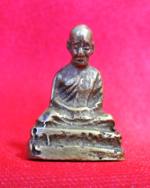 หลวงพ่อทบองค์แท้ไหมครับขอความรู้ด้วยครับ