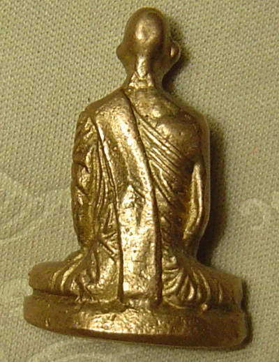 ช่วยดูรูปหล่อหลวงพ่อเดิม วัดหนองโพธิ์ ให้ด้วยครับ แท้หรือเก๊ ออกวัดไหนครับ