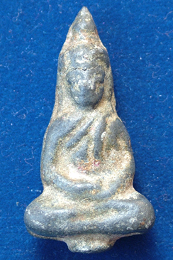 พระยอดธงวัดไก่เตี้ย อยุธยา