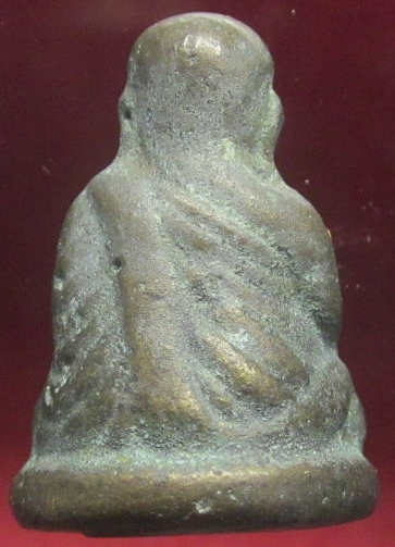 รูปหล่อหลวงพ่อเงิน วัดบางคลาน