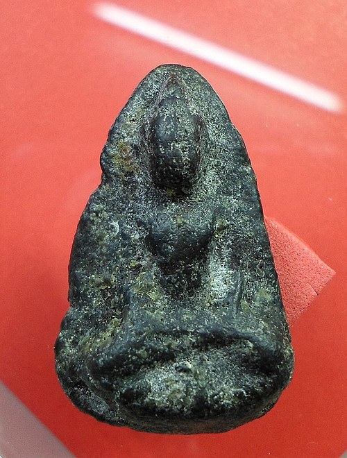 สอบถามพระเนื้อว่านครับ