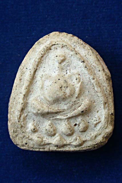 พระสังกัจจายณ์กรุ วัดเงินคลองเตย(พิมพ์ไม่มีหู)