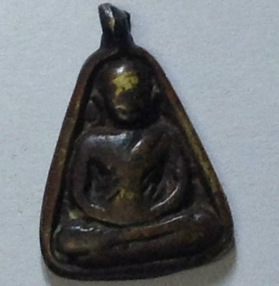 หลวงพ่อเงิน วัดบางคลาน ดูให้หน่อยครับ