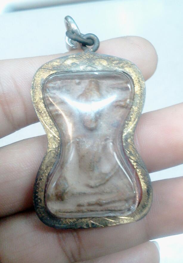 อยากทราบพระอะไรครับ...ถ้าแท้ตอนนี้เปิดแพงมั้ยครับ