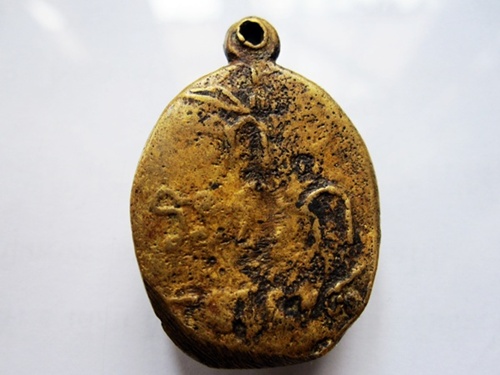 หลวงพ่อไปล่ ครับ 