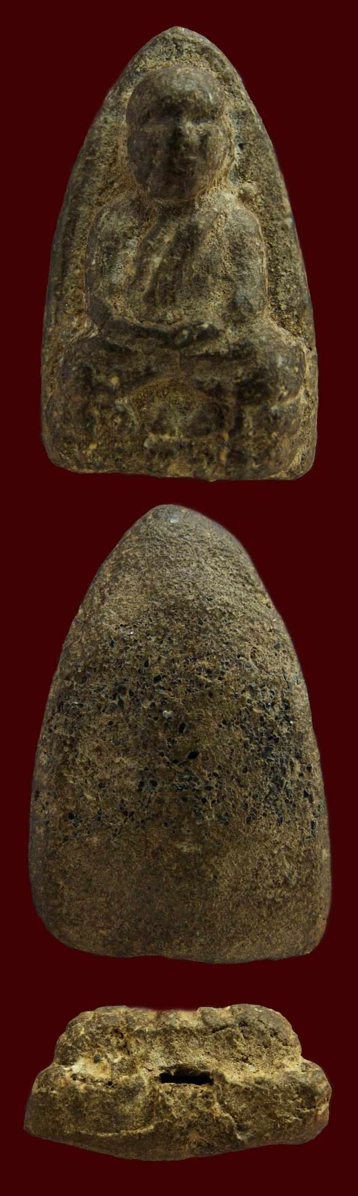 หลวงปู่ทวด วัดช้างไห้ เนื้อว่าน ปี 2497