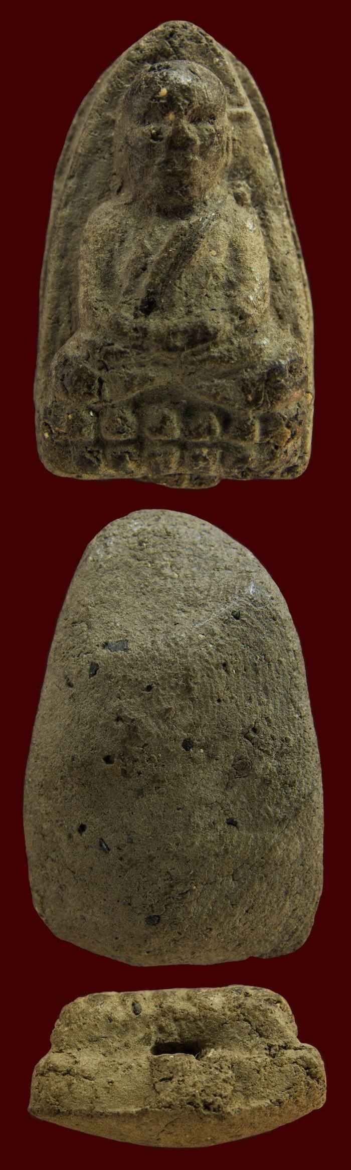 หลวงปู่ทวด วัดช้างไห้ เนื้อว่าน ปี 2497