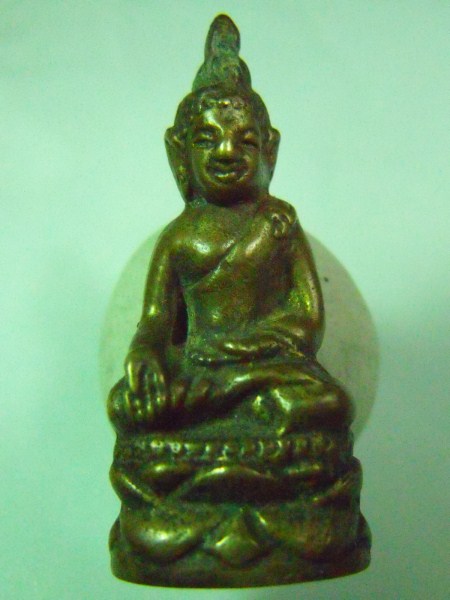 พระกริ่งไพรีพินาศ วัดบวร ปี2496 ช่วยพิจารณาด้วยครับ