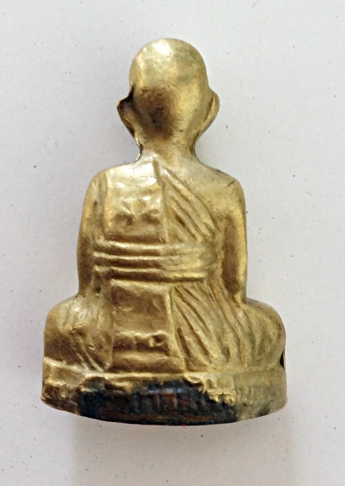 รบกวนดูให้หน่อยครับ ว่ารุ่นไหน. หลวงพ่อมุ่ย วัดดอนไร่. สุพรรณ