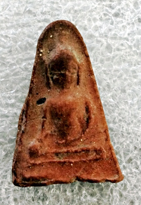 ขอความรู้หน่อยครับ พระองค์นี้หน่อยครับ