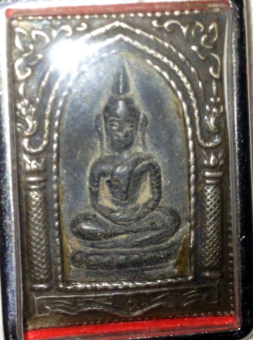 รบกวนผู้รู้ช่วยดูครับ