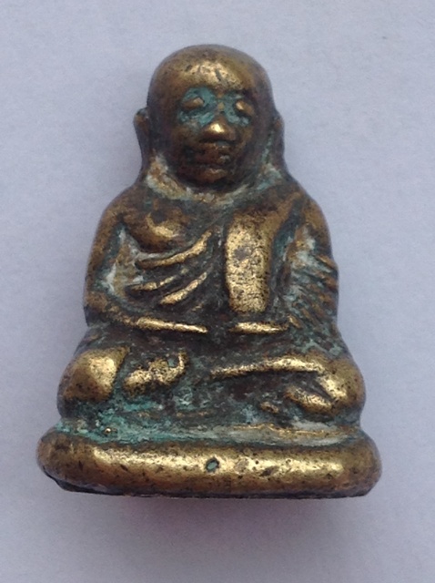 อยากทราบหลวงพ่อเงินองค์นี้ครับว่าเป็นอย่างไร