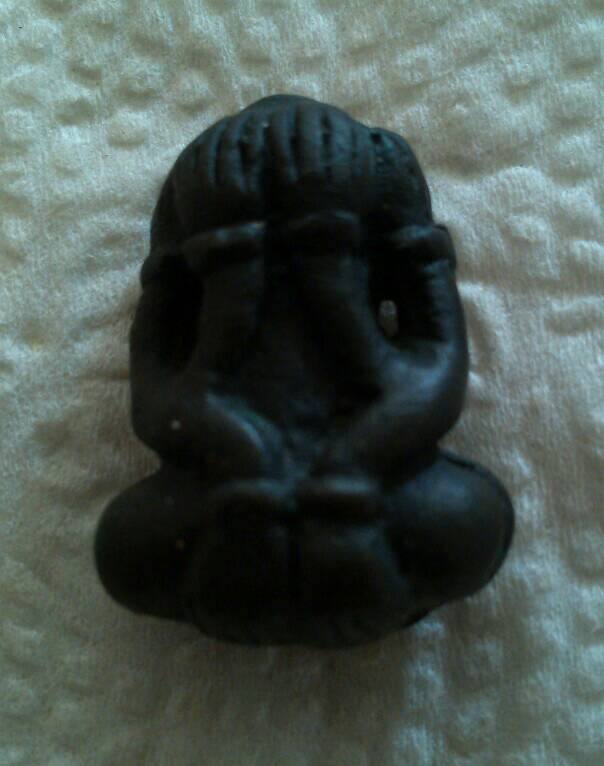 พระปิดตา เนื้อนวะ แนะนำหน่อยครับ