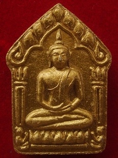 ขุนแผนผงพรายกุมารรุ่นสุดท้าย ไตรมาส 51 พิมพ์ใหญ่ตะกรุดเงินโค๊ตทองเหลือง No.666 ลพ.สาคร วัดหนองกรับ