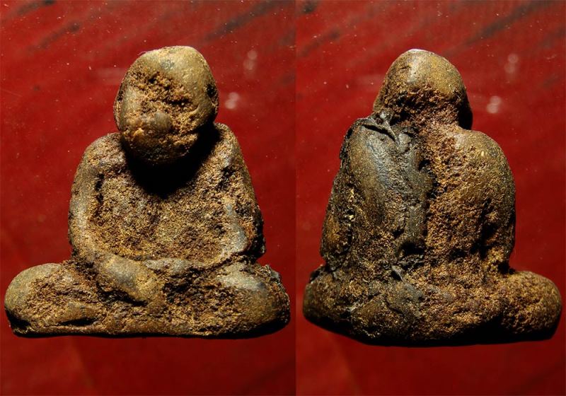 พระเกจิเนื้อผงยา