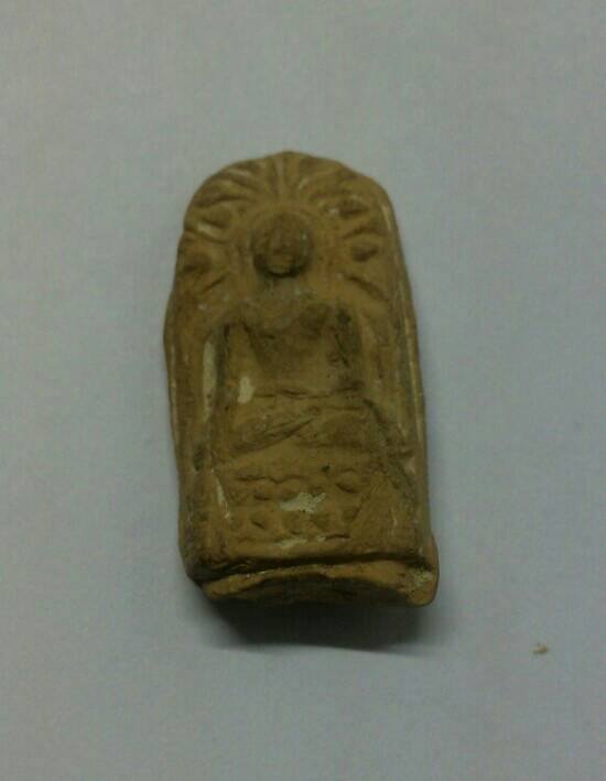 พระผง...เพื่อนๆชี้แนะด้วยครับ