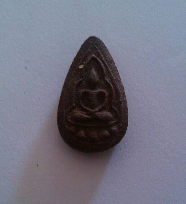 พระเนื้อผงครับ ช่วบแนะนำหน่อยครับ