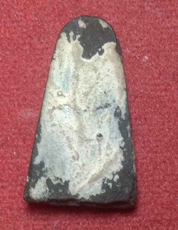 รบกวนสอบถามรูปเหมือนพระเกจิเนื้องผงครับ