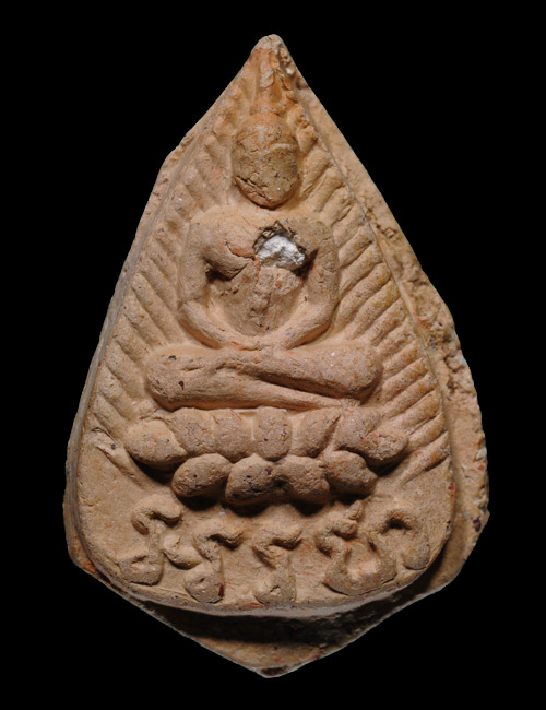 พระกลีบบัวอรหัง หลวงปู่ไข่ วัดเชิงเลน