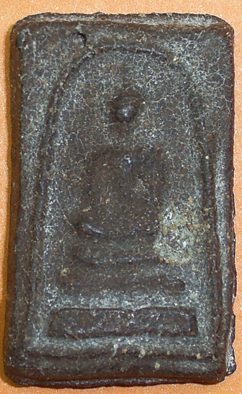 รบกวนดูพระองค์นี้ด้วยครับว่าของที่ไหน