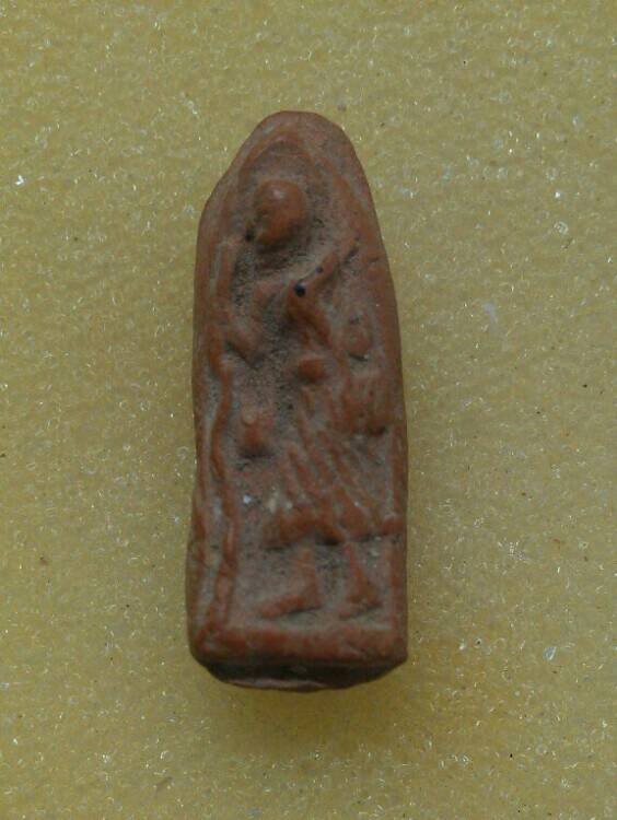 พระสิวลีเนื้อดิน หลวงพ่อกวย เพื่อนๆช่วยแนะนำด้วยครับ