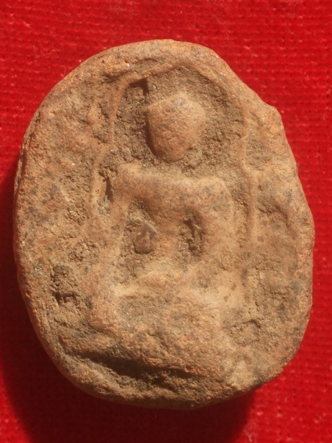 ขอสอบถามพระขุนแผนหลวงพ่อหล่ำ ครับ แท้หรือไม่ครับ ขอพี่ๆทุกๆท่านช่วยผมด้วยครับ