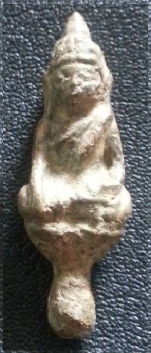 สอบถามพระยอดธงครับ