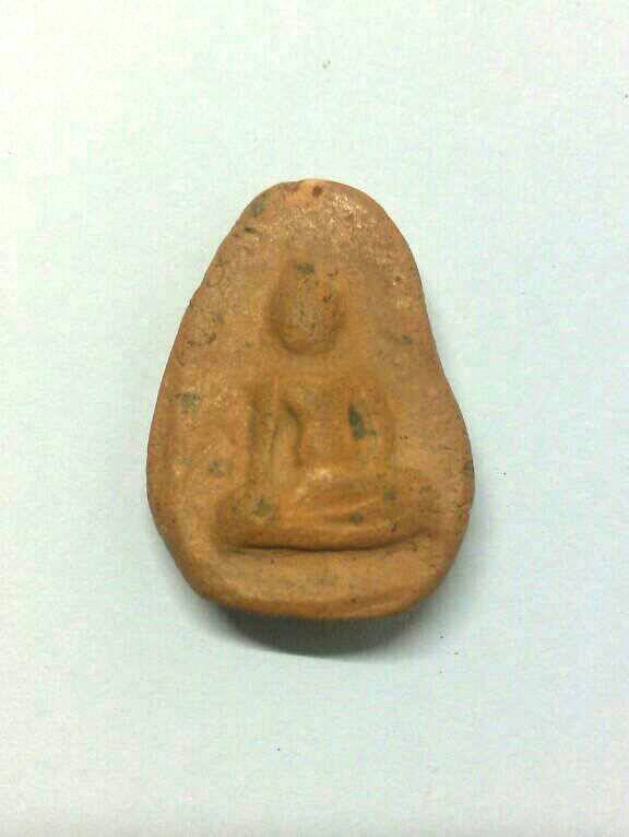 เพื่อนๆ..ผู้รู้ ชี้แนะด้วยครับ