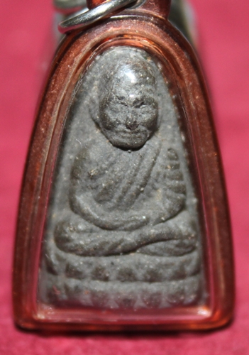  สอบถามหลวงปู่ทวดค่ะ รบกวนทุกท่านค่ะ