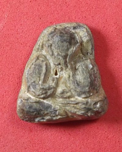 พระปิดตาเนื้อตะกั่ว