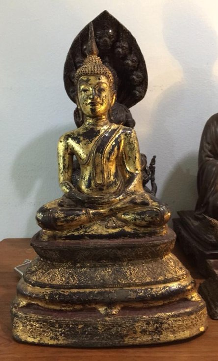 พระรัตนะ รบกวนท่านผู้รู้ดูให้ด้วยครับ