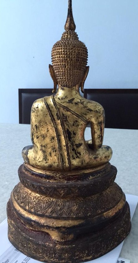 พระรัตนะ รบกวนท่านผู้รู้ดูให้ด้วยครับ