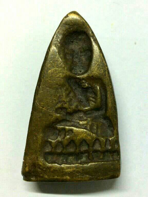 หลวงปู่ทวด..สอบถามครับ